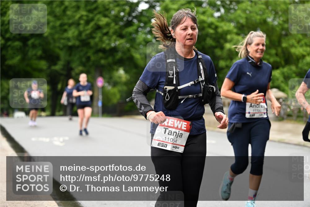 14.06.2026 - REWE Women's Run Dr. Thomas Lammeyer http://msf.ph/oto/9775248 14.06.2026 09:57:26 Laufen 11054, 11100 meine-sportfotos.de