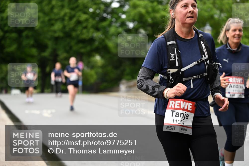 14.06.2026 - REWE Women's Run Dr. Thomas Lammeyer http://msf.ph/oto/9775251 14.06.2026 09:57:26 Laufen 11054 meine-sportfotos.de