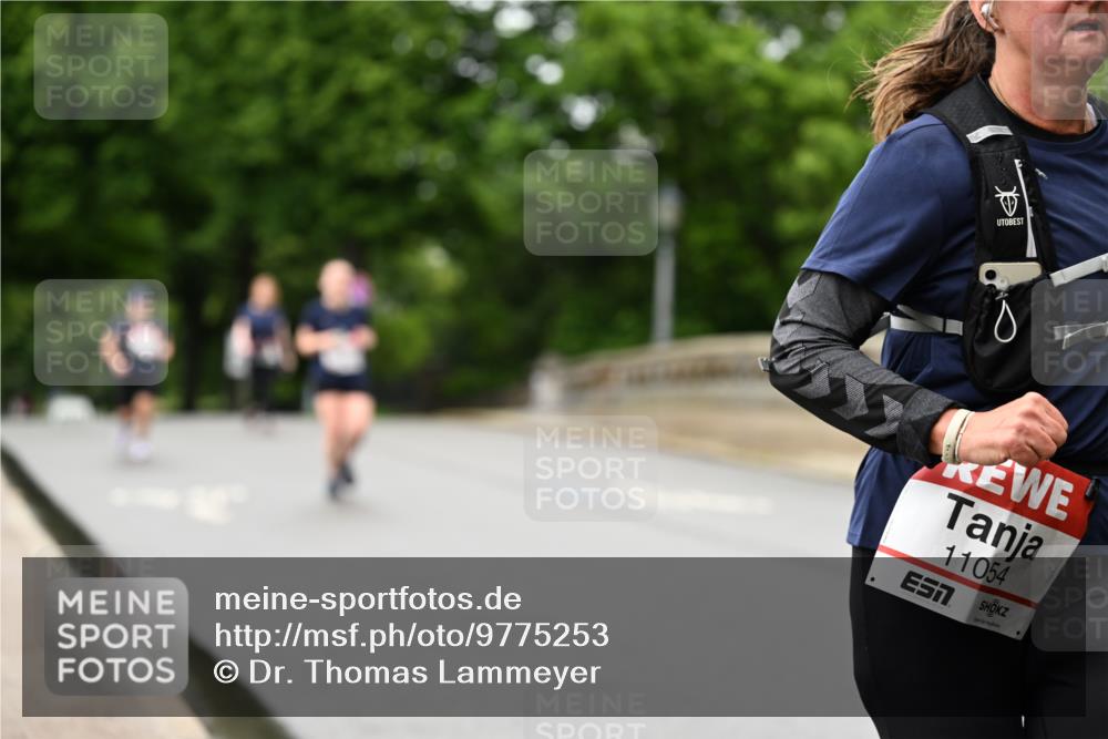 14.06.2026 - REWE Women's Run Dr. Thomas Lammeyer http://msf.ph/oto/9775253 14.06.2026 09:57:26 Laufen 11054 meine-sportfotos.de