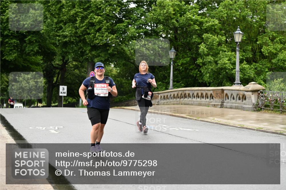 14.06.2026 - REWE Women's Run Dr. Thomas Lammeyer http://msf.ph/oto/9775298 14.06.2026 09:57:32 Laufen 3, 11256 meine-sportfotos.de