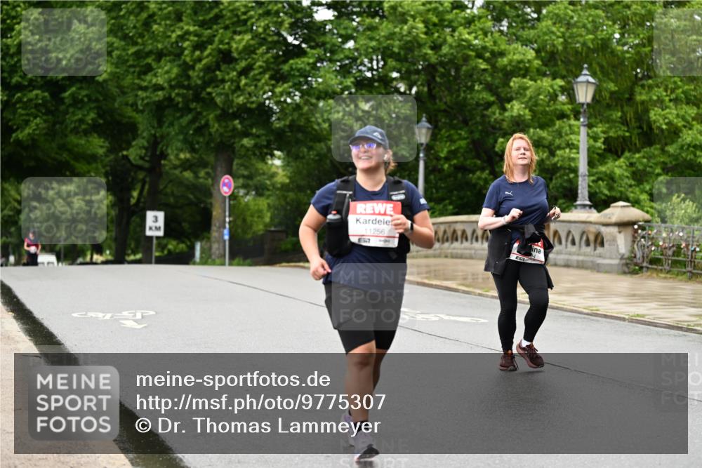 14.06.2026 - REWE Women's Run Dr. Thomas Lammeyer http://msf.ph/oto/9775307 14.06.2026 09:57:34 Laufen 11256 meine-sportfotos.de