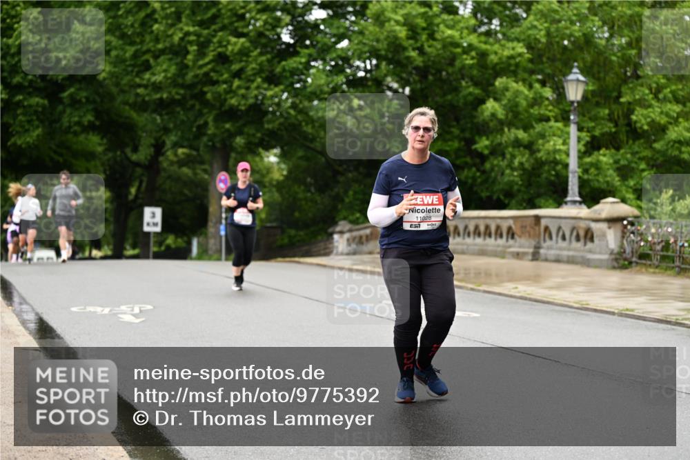14.06.2026 - REWE Women's Run Dr. Thomas Lammeyer http://msf.ph/oto/9775392 14.06.2026 09:58:02 Laufen 11028, 7 meine-sportfotos.de