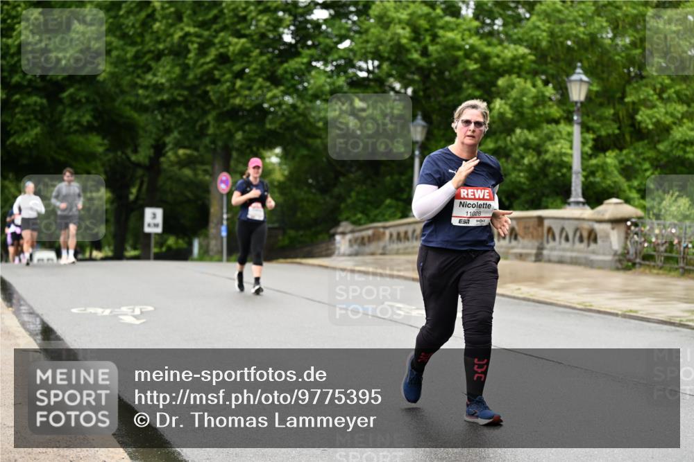 14.06.2026 - REWE Women's Run Dr. Thomas Lammeyer http://msf.ph/oto/9775395 14.06.2026 09:58:03 Laufen 11028, 24224 meine-sportfotos.de