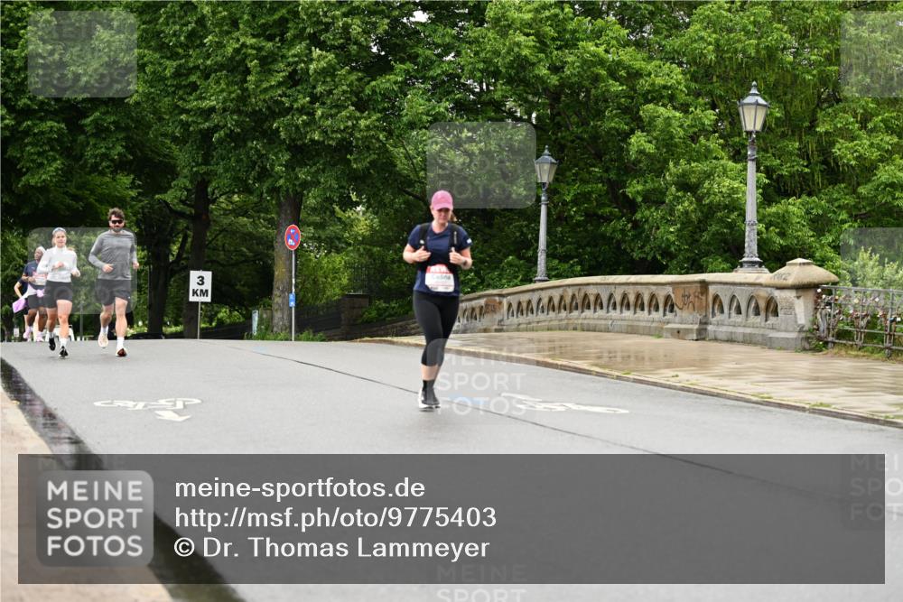 14.06.2026 - REWE Women's Run Dr. Thomas Lammeyer http://msf.ph/oto/9775403 14.06.2026 09:58:04 Laufen 3 meine-sportfotos.de