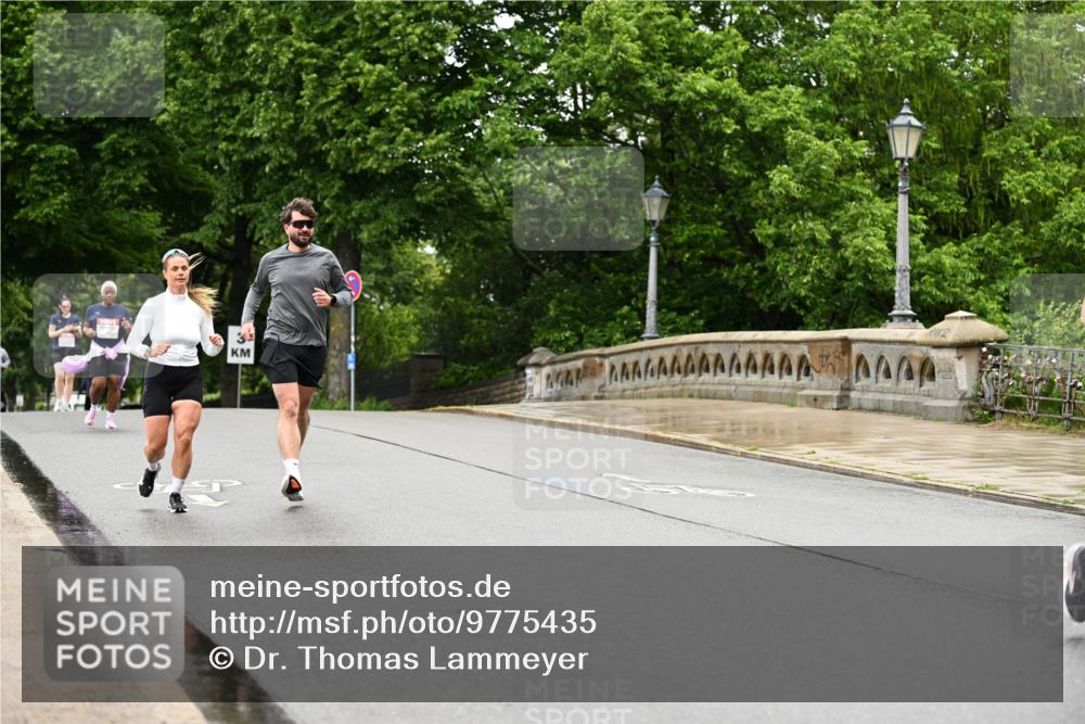 14.06.2026 - REWE Women's Run Dr. Thomas Lammeyer http://msf.ph/oto/9775435 14.06.2026 09:58:08 Laufen 35 meine-sportfotos.de