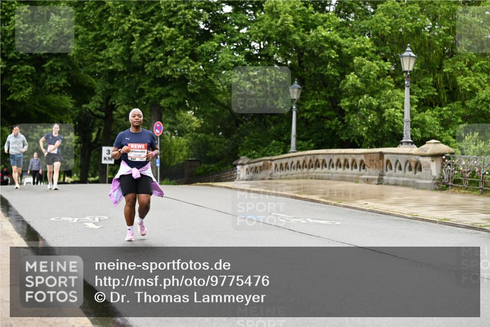 14.06.2026 - REWE Women's Run Dr. Thomas Lammeyer http://msf.ph/oto/9775476 14.06.2026 09:58:14 Laufen 3, 10182 meine-sportfotos.de