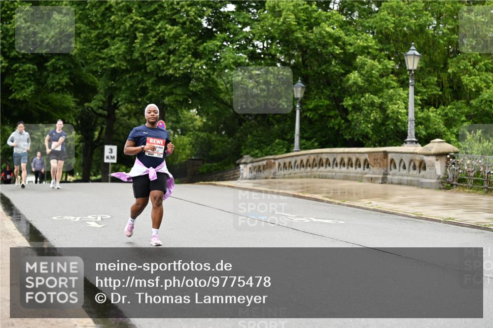 14.06.2026 - REWE Women's Run Dr. Thomas Lammeyer http://msf.ph/oto/9775478 14.06.2026 09:58:14 Laufen 3 meine-sportfotos.de