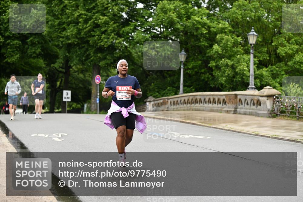 14.06.2026 - REWE Women's Run Dr. Thomas Lammeyer http://msf.ph/oto/9775490 14.06.2026 09:58:15 Laufen 10182, 57 meine-sportfotos.de