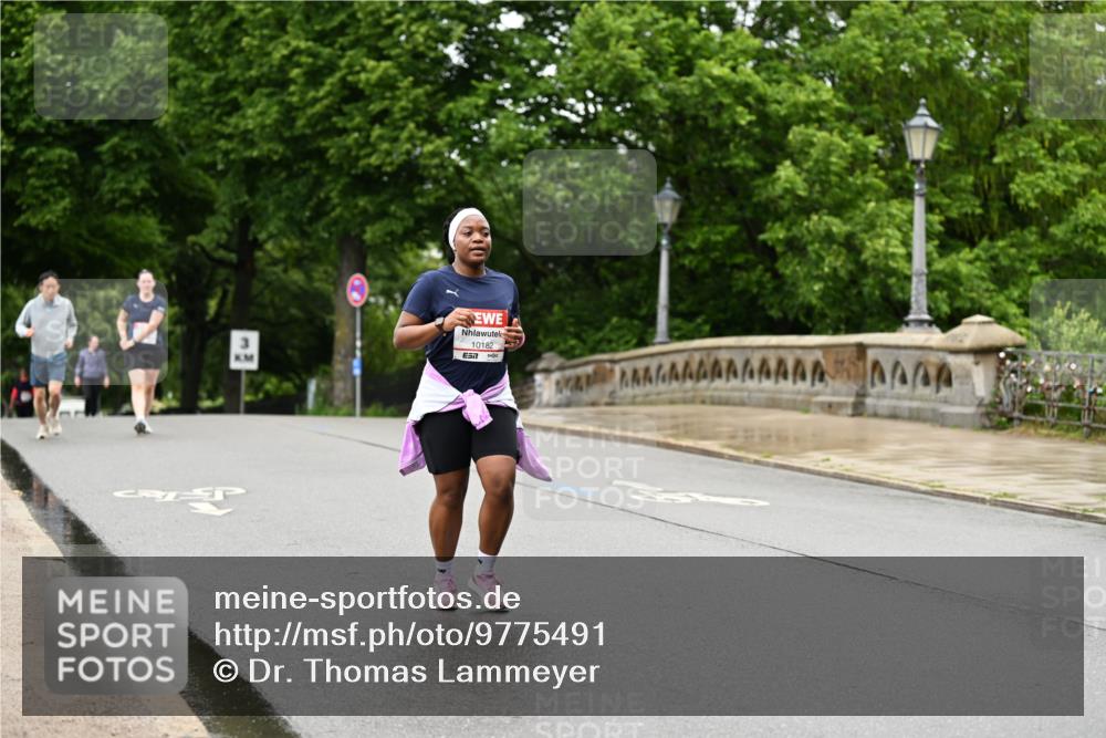 14.06.2026 - REWE Women's Run Dr. Thomas Lammeyer http://msf.ph/oto/9775491 14.06.2026 09:58:15 Laufen 10182, 57 meine-sportfotos.de