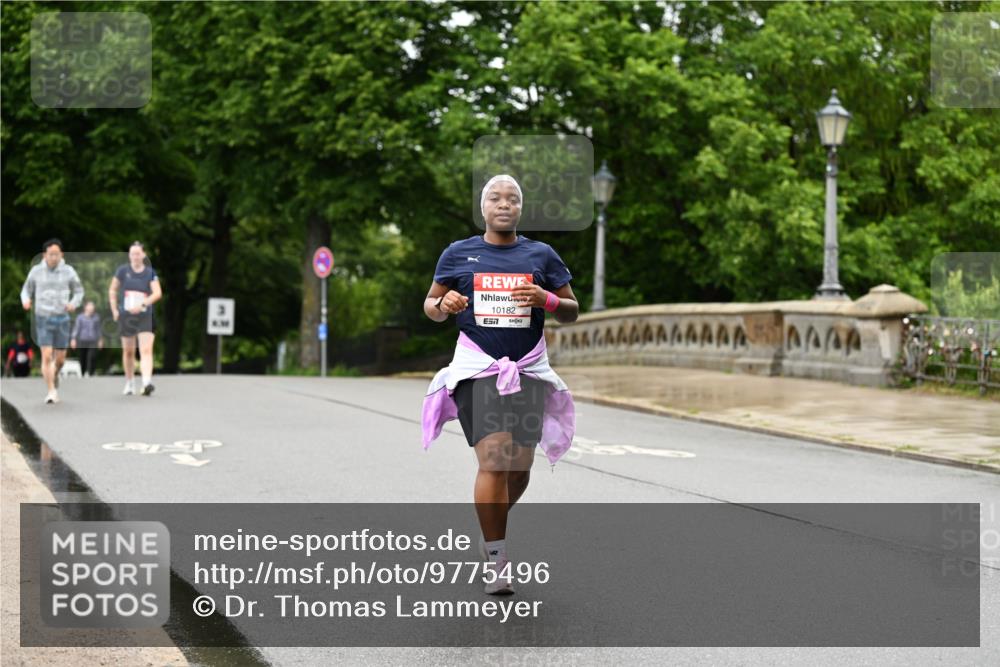 14.06.2026 - REWE Women's Run Dr. Thomas Lammeyer http://msf.ph/oto/9775496 14.06.2026 09:58:16 Laufen 10182 meine-sportfotos.de