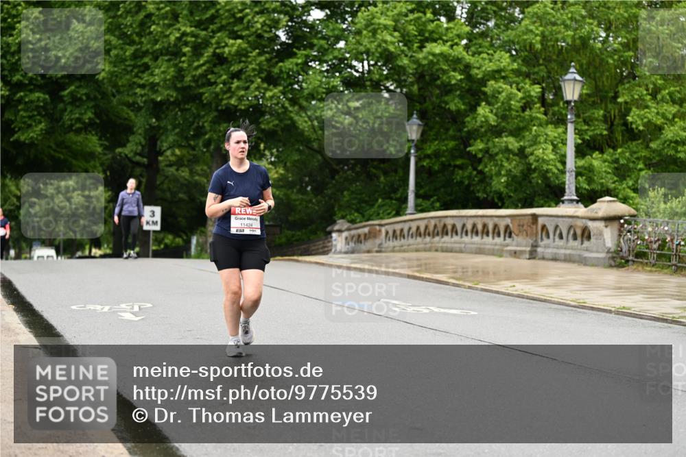 14.06.2026 - REWE Women's Run Dr. Thomas Lammeyer http://msf.ph/oto/9775539 14.06.2026 09:58:23 Laufen 3, 11424, 57 meine-sportfotos.de
