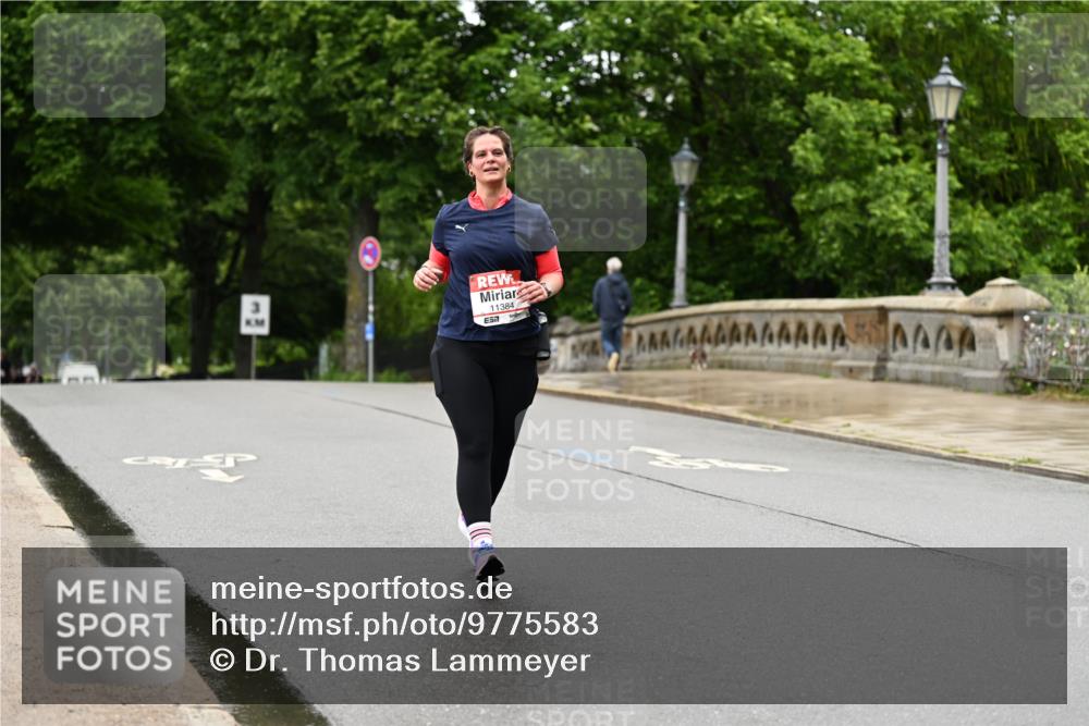 14.06.2026 - REWE Women's Run Dr. Thomas Lammeyer http://msf.ph/oto/9775583 14.06.2026 09:58:41 Laufen 11384 meine-sportfotos.de