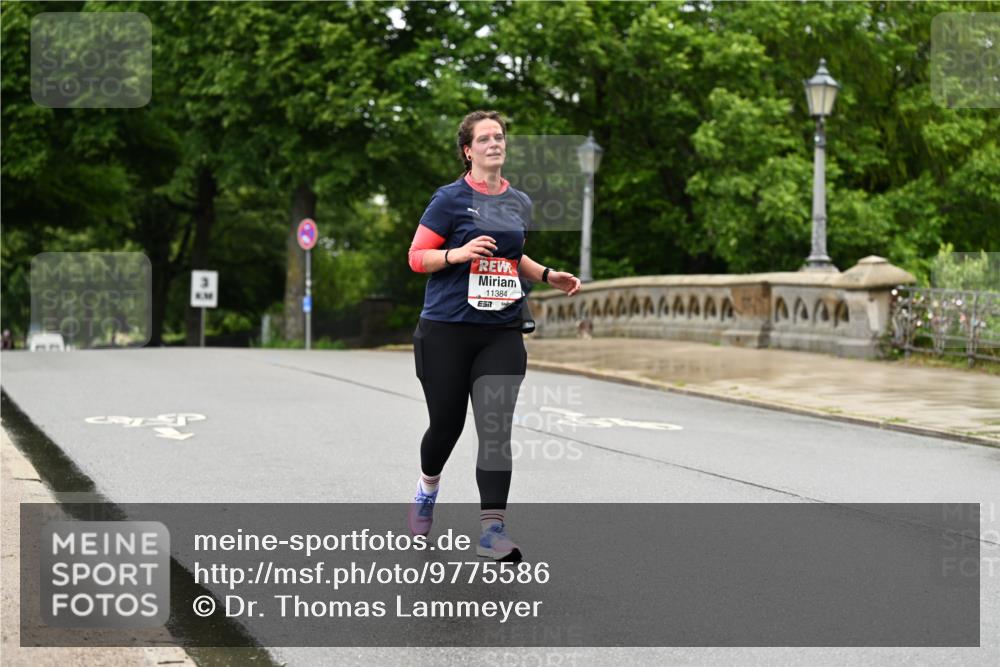 14.06.2026 - REWE Women's Run Dr. Thomas Lammeyer http://msf.ph/oto/9775586 14.06.2026 09:58:41 Laufen 7, 11384 meine-sportfotos.de