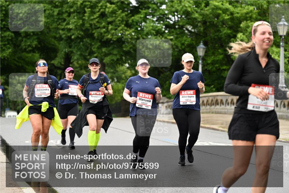 14.06.2026 - REWE Women's Run Dr. Thomas Lammeyer http://msf.ph/oto/9775699 14.06.2026 09:59:18 Laufen 11249, 10714, 10520, 7, 10212, 10045 meine-sportfotos.de