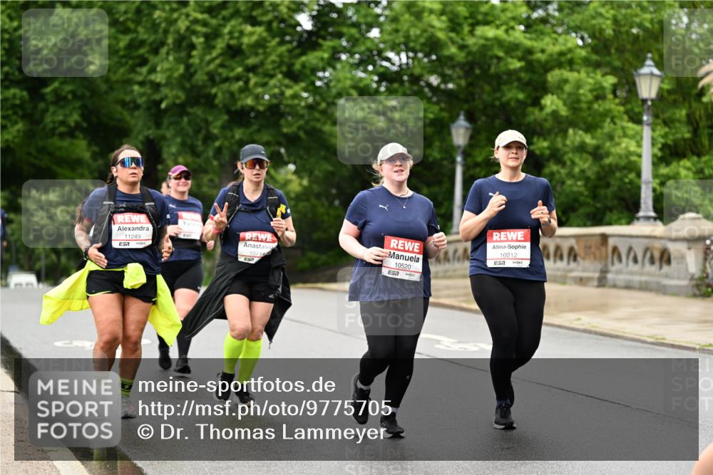 14.06.2026 - REWE Women's Run Dr. Thomas Lammeyer http://msf.ph/oto/9775705 14.06.2026 09:59:19 Laufen 11249, 7, 10714, 10520, 7, 10212, 657 meine-sportfotos.de