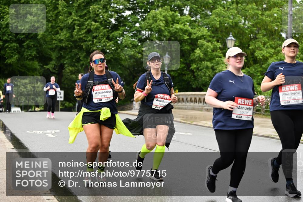 14.06.2026 - REWE Women's Run Dr. Thomas Lammeyer http://msf.ph/oto/9775715 14.06.2026 09:59:20 Laufen 11249, 10714, 10520, 10212 meine-sportfotos.de