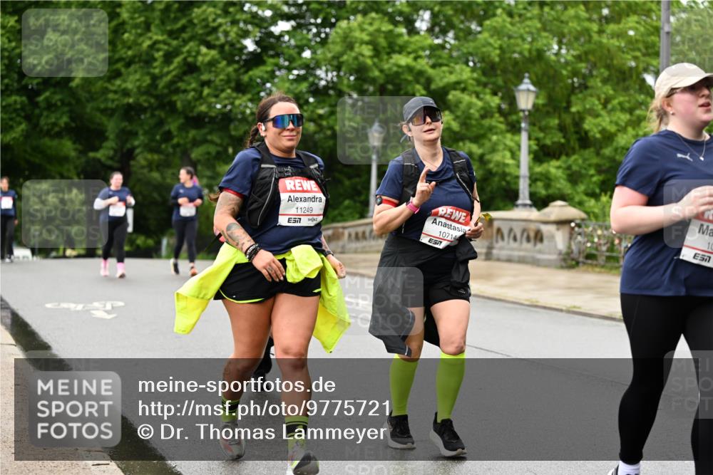 14.06.2026 - REWE Women's Run Dr. Thomas Lammeyer http://msf.ph/oto/9775721 14.06.2026 09:59:21 Laufen 11249, 10714, 7 meine-sportfotos.de