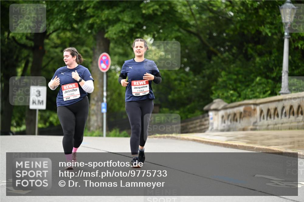 14.06.2026 - REWE Women's Run Dr. Thomas Lammeyer http://msf.ph/oto/9775733 14.06.2026 09:59:23 Laufen 3, 11465, 57, 11064, 7 meine-sportfotos.de