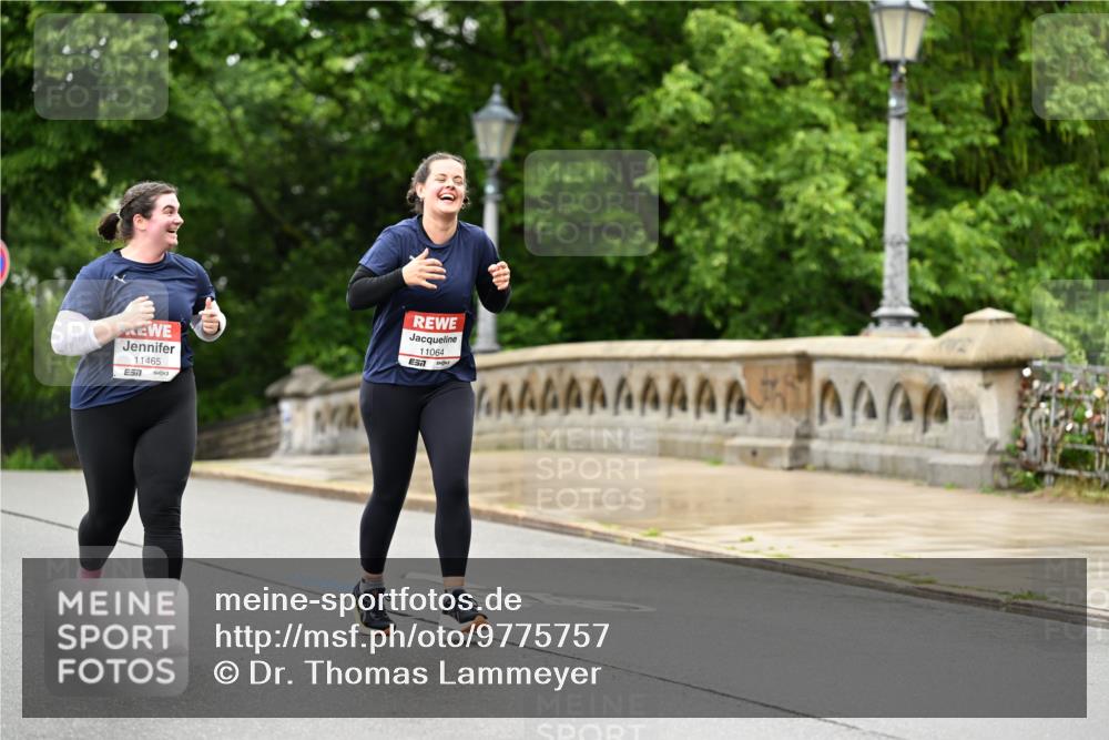 14.06.2026 - REWE Women's Run Dr. Thomas Lammeyer http://msf.ph/oto/9775757 14.06.2026 09:59:25 Laufen 11465, 7, 11064 meine-sportfotos.de