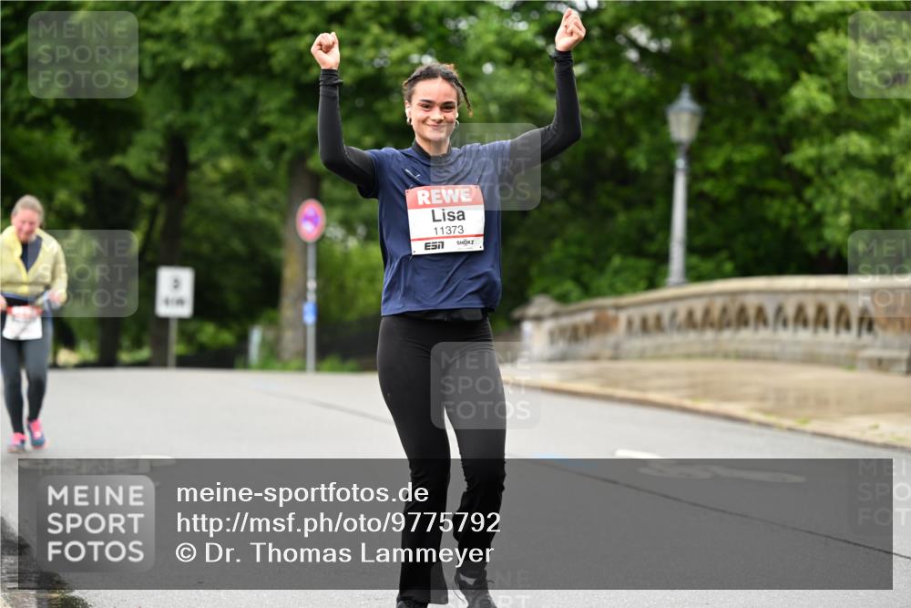 14.06.2026 - REWE Women's Run Dr. Thomas Lammeyer http://msf.ph/oto/9775792 14.06.2026 09:59:30 Laufen 11373 meine-sportfotos.de