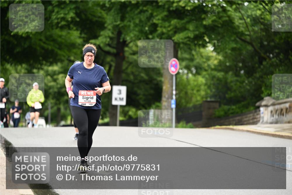 14.06.2026 - REWE Women's Run Dr. Thomas Lammeyer http://msf.ph/oto/9775831 14.06.2026 09:59:36 Laufen 10189, 3 meine-sportfotos.de
