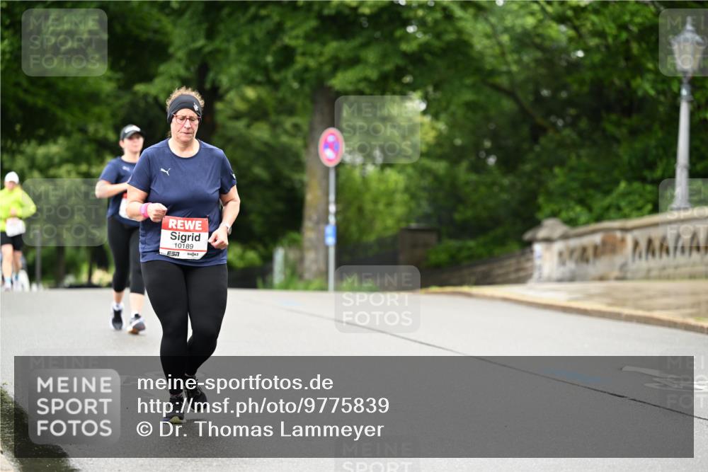 14.06.2026 - REWE Women's Run Dr. Thomas Lammeyer http://msf.ph/oto/9775839 14.06.2026 09:59:37 Laufen 10189, 7 meine-sportfotos.de