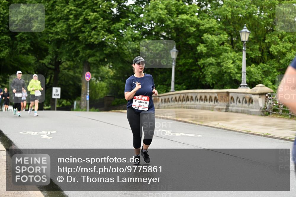 14.06.2026 - REWE Women's Run Dr. Thomas Lammeyer http://msf.ph/oto/9775861 14.06.2026 09:59:43 Laufen 10446, 7 meine-sportfotos.de