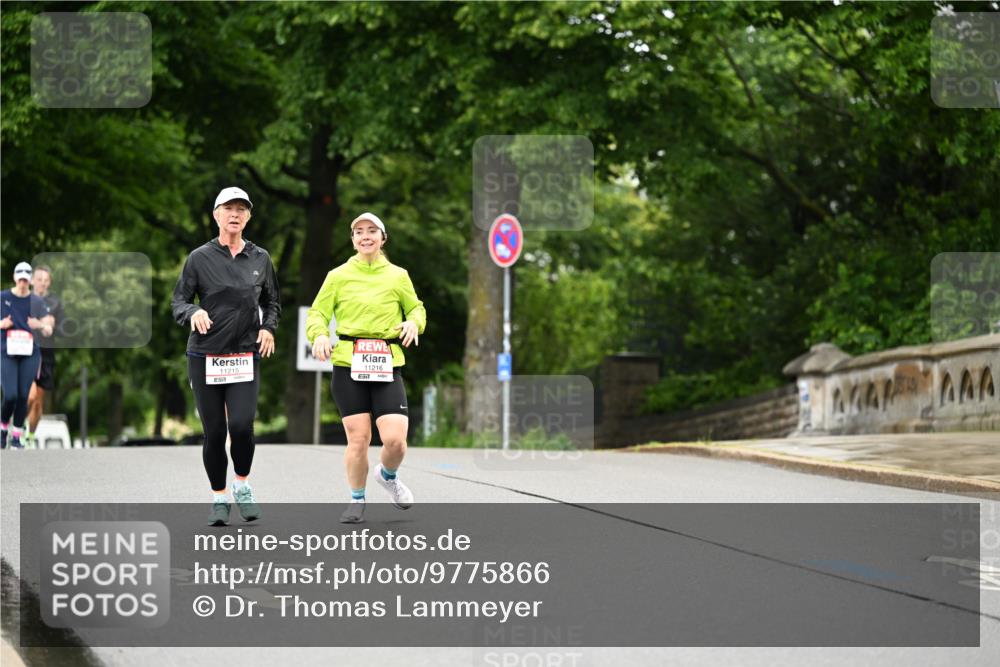 14.06.2026 - REWE Women's Run Dr. Thomas Lammeyer http://msf.ph/oto/9775866 14.06.2026 09:59:45 Laufen 11216, 11215 meine-sportfotos.de