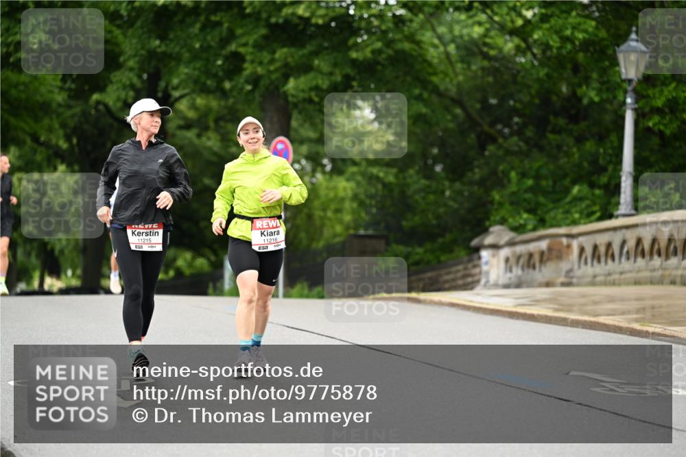 14.06.2026 - REWE Women's Run Dr. Thomas Lammeyer http://msf.ph/oto/9775878 14.06.2026 09:59:46 Laufen 11215, 11216 meine-sportfotos.de