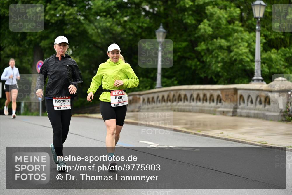 14.06.2026 - REWE Women's Run Dr. Thomas Lammeyer http://msf.ph/oto/9775903 14.06.2026 09:59:49 Laufen 11215, 11216, 57 meine-sportfotos.de