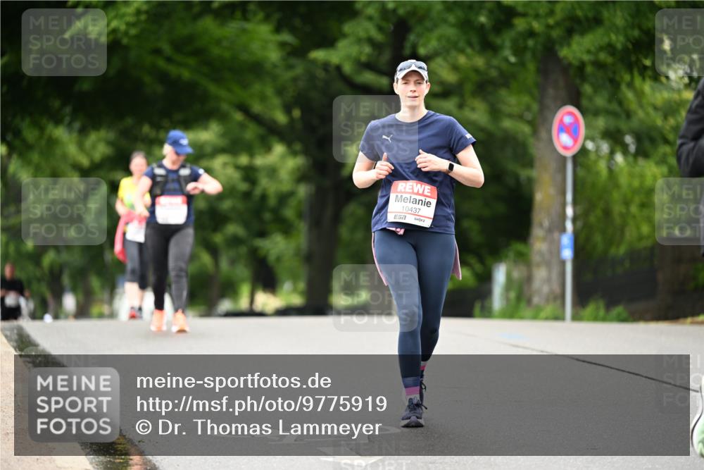 14.06.2026 - REWE Women's Run Dr. Thomas Lammeyer http://msf.ph/oto/9775919 14.06.2026 09:59:54 Laufen 10437, 7 meine-sportfotos.de