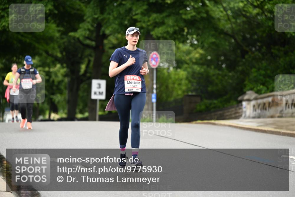 14.06.2026 - REWE Women's Run Dr. Thomas Lammeyer http://msf.ph/oto/9775930 14.06.2026 09:59:55 Laufen 3, 10437, 57 meine-sportfotos.de