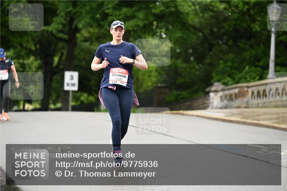14.06.2026 - REWE Women's Run Dr. Thomas Lammeyer http://msf.ph/oto/9775936 14.06.2026 09:59:56 Laufen 3, 10437 meine-sportfotos.de