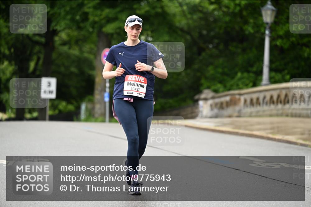 14.06.2026 - REWE Women's Run Dr. Thomas Lammeyer http://msf.ph/oto/9775943 14.06.2026 09:59:57 Laufen 3, 10437, 7 meine-sportfotos.de