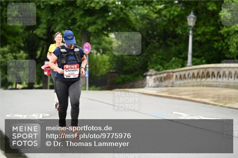 14.06.2026 - REWE Women's Run Dr. Thomas Lammeyer http://msf.ph/oto/9775976 14.06.2026 10:00:03 Laufen 10305 meine-sportfotos.de