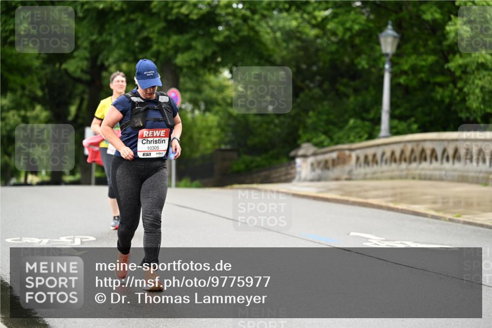 14.06.2026 - REWE Women's Run Dr. Thomas Lammeyer http://msf.ph/oto/9775977 14.06.2026 10:00:04 Laufen 10305 meine-sportfotos.de