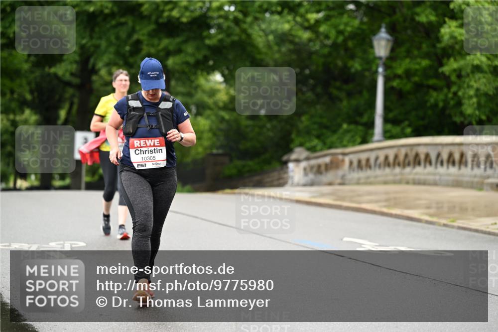 14.06.2026 - REWE Women's Run Dr. Thomas Lammeyer http://msf.ph/oto/9775980 14.06.2026 10:00:04 Laufen 10305, 7 meine-sportfotos.de