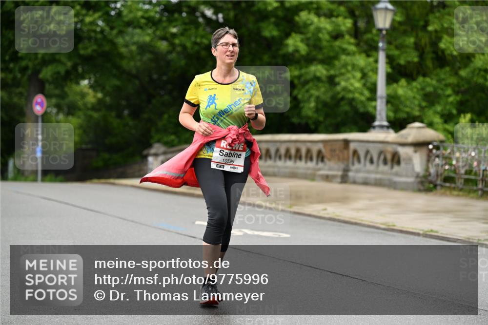 14.06.2026 - REWE Women's Run Dr. Thomas Lammeyer http://msf.ph/oto/9775996 14.06.2026 10:00:08 Laufen 10599 meine-sportfotos.de