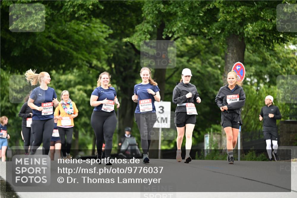 14.06.2026 - REWE Women's Run Dr. Thomas Lammeyer http://msf.ph/oto/9776037 14.06.2026 10:00:43 Laufen 11203, 57, 10681, 10560, 3 meine-sportfotos.de