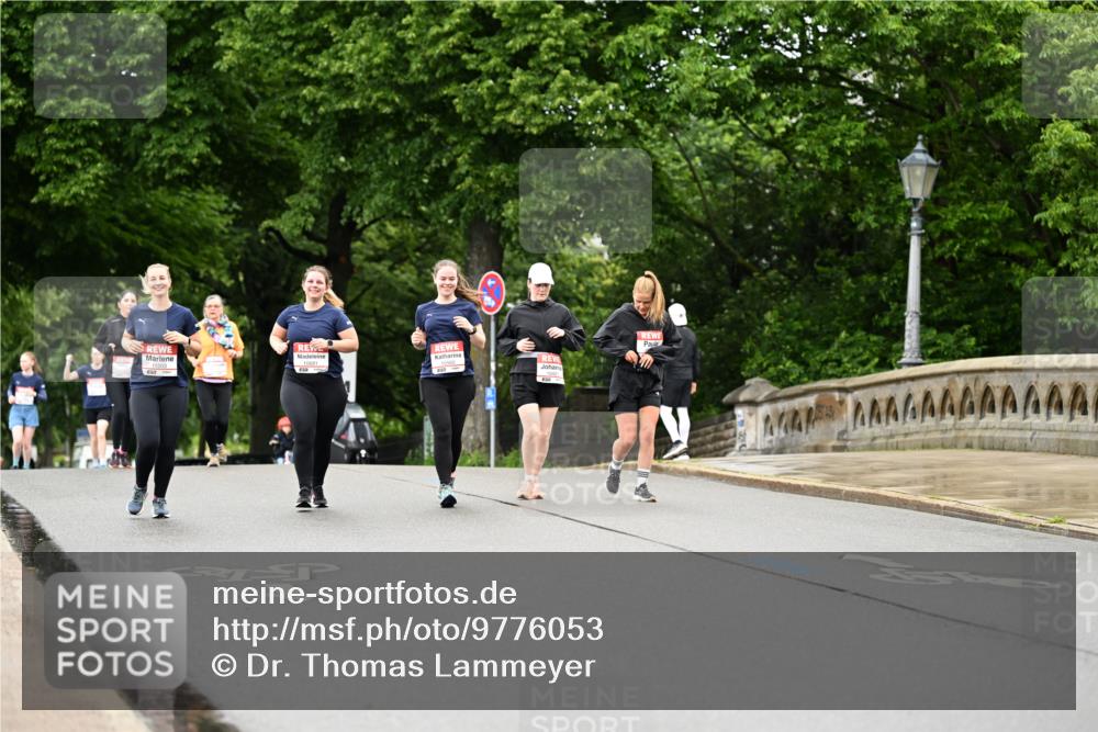 14.06.2026 - REWE Women's Run Dr. Thomas Lammeyer http://msf.ph/oto/9776053 14.06.2026 10:00:46 Laufen 11203 meine-sportfotos.de