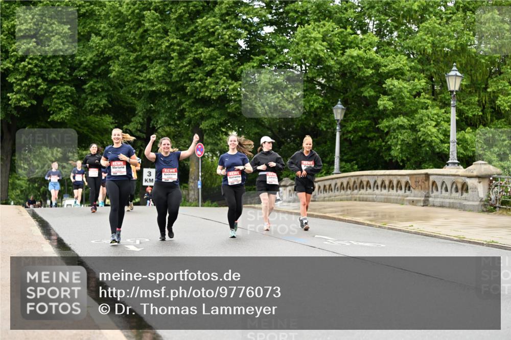 14.06.2026 - REWE Women's Run Dr. Thomas Lammeyer http://msf.ph/oto/9776073 14.06.2026 10:00:48 Laufen 3 meine-sportfotos.de