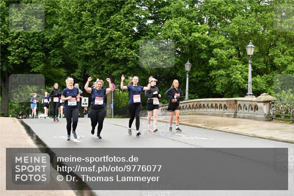 14.06.2026 - REWE Women's Run Dr. Thomas Lammeyer http://msf.ph/oto/9776077 14.06.2026 10:00:48 Laufen 3 meine-sportfotos.de