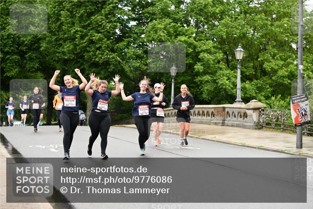 14.06.2026 - REWE Women's Run Dr. Thomas Lammeyer http://msf.ph/oto/9776086 14.06.2026 10:00:50 Laufen 11203, 10401, 19, 2026 meine-sportfotos.de