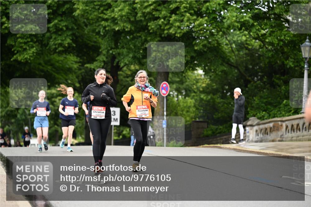 14.06.2026 - REWE Women's Run Dr. Thomas Lammeyer http://msf.ph/oto/9776105 14.06.2026 10:00:53 Laufen 10311, 3, 5, 10759 meine-sportfotos.de