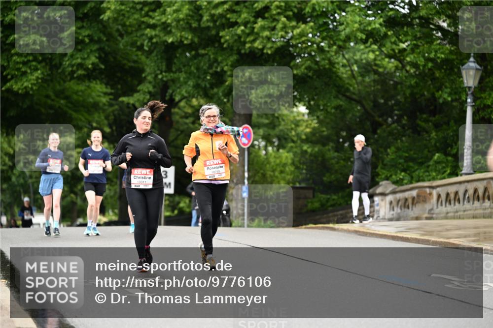 14.06.2026 - REWE Women's Run Dr. Thomas Lammeyer http://msf.ph/oto/9776106 14.06.2026 10:00:53 Laufen 10311, 57, 3, 10759 meine-sportfotos.de