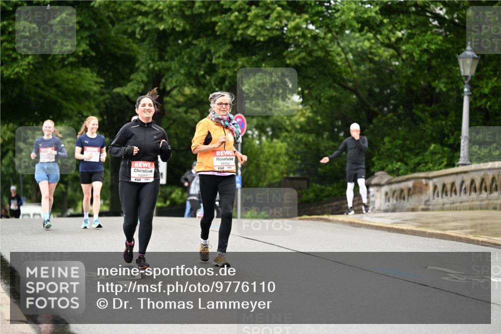 14.06.2026 - REWE Women's Run Dr. Thomas Lammeyer http://msf.ph/oto/9776110 14.06.2026 10:00:53 Laufen 10311, 7, 10759 meine-sportfotos.de