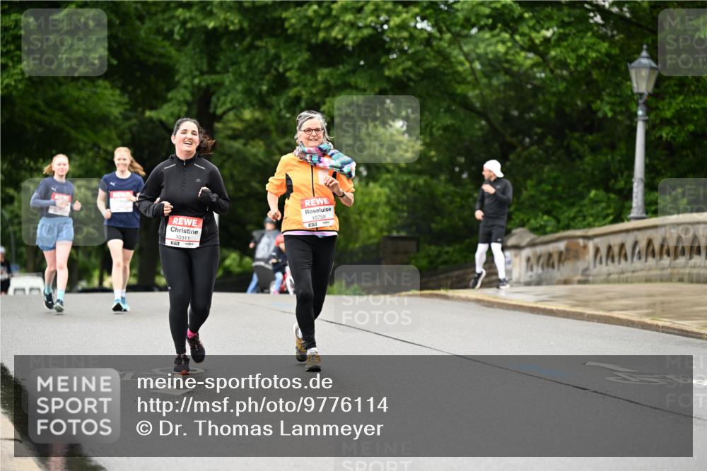 14.06.2026 - REWE Women's Run Dr. Thomas Lammeyer http://msf.ph/oto/9776114 14.06.2026 10:00:54 Laufen 10311, 7, 10759 meine-sportfotos.de