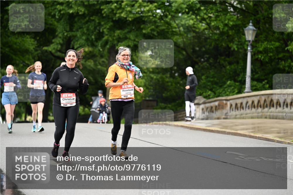 14.06.2026 - REWE Women's Run Dr. Thomas Lammeyer http://msf.ph/oto/9776119 14.06.2026 10:00:54 Laufen 10311, 10759 meine-sportfotos.de