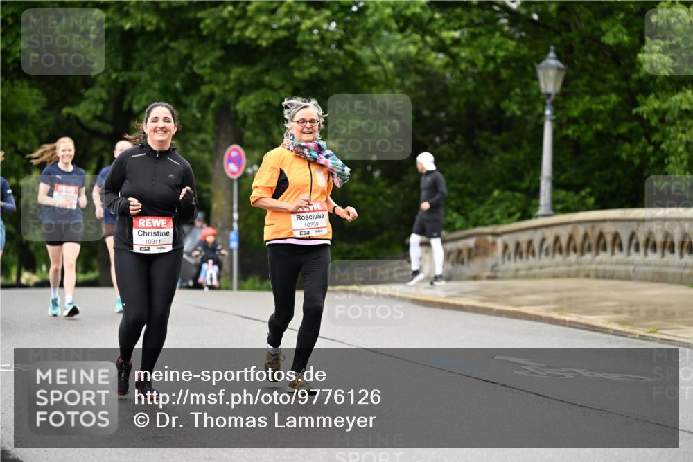 14.06.2026 - REWE Women's Run Dr. Thomas Lammeyer http://msf.ph/oto/9776126 14.06.2026 10:00:55 Laufen 10311, 7, 10759, 657 meine-sportfotos.de