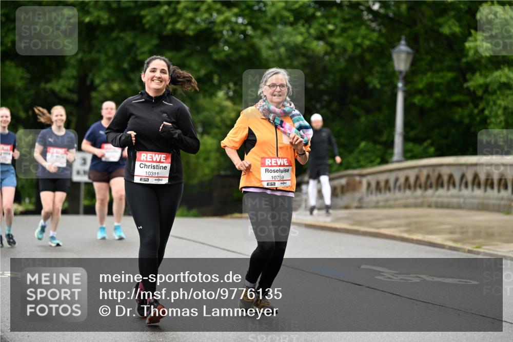 14.06.2026 - REWE Women's Run Dr. Thomas Lammeyer http://msf.ph/oto/9776135 14.06.2026 10:00:56 Laufen 10311, 7, 10759 meine-sportfotos.de